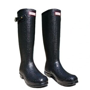 Hunter carnaby boa Black Textured Women's  tall rain Boots.   NWOT.